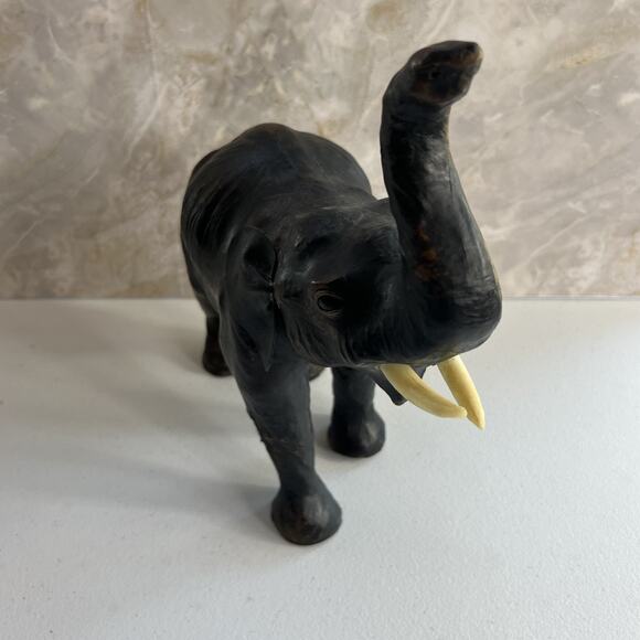 Black Leather Covered Paper Mache Elephant Sculpture Vintage Made In India - Picture 2 of 10